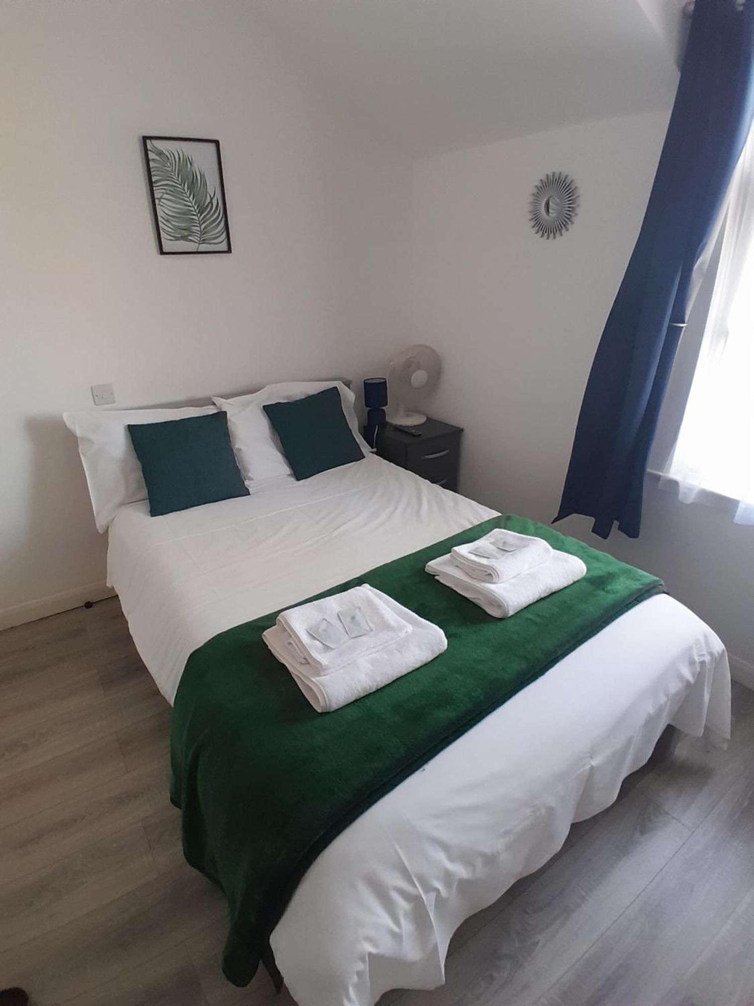 The Broadway Rooms Лестер Экстерьер фото