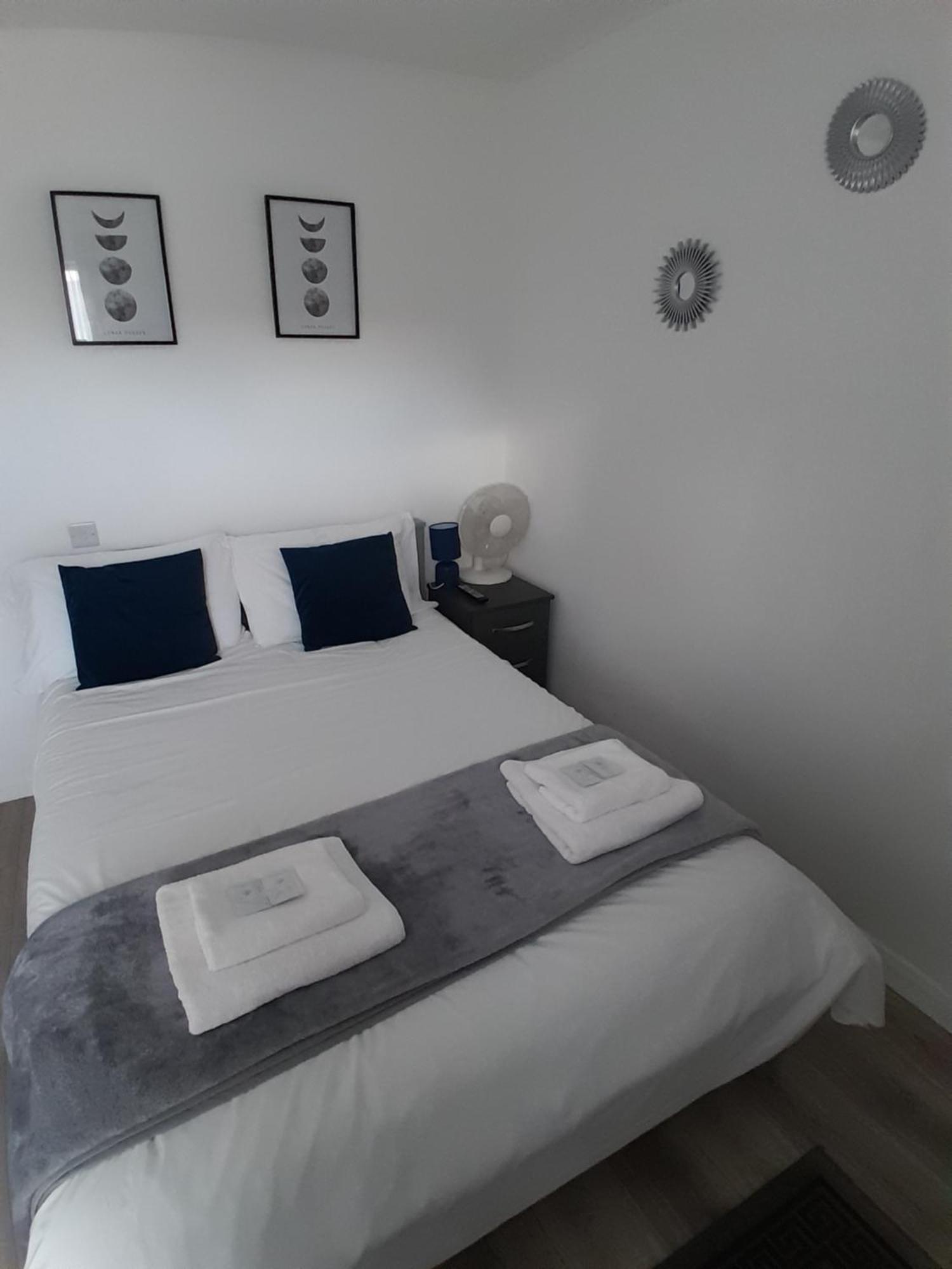 The Broadway Rooms Лестер Экстерьер фото
