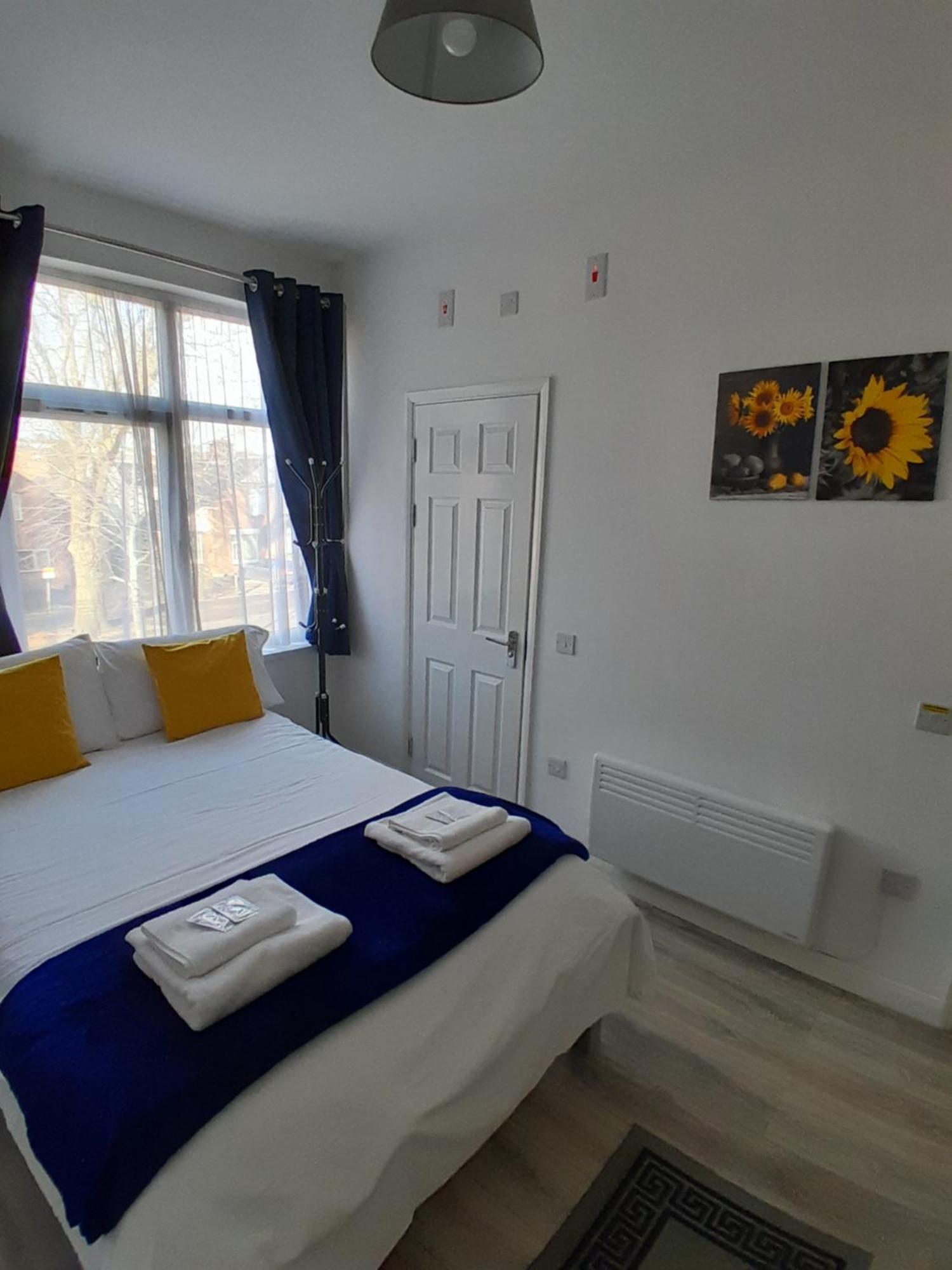 The Broadway Rooms Лестер Экстерьер фото