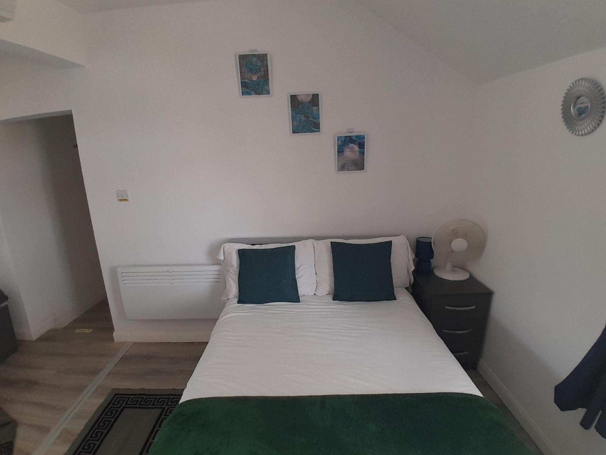 The Broadway Rooms Лестер Номер фото