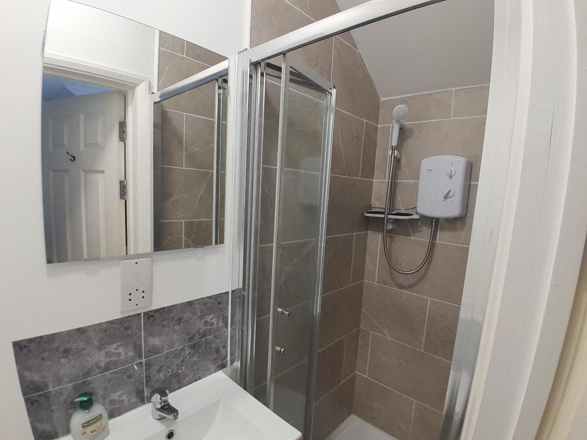The Broadway Rooms Лестер Экстерьер фото